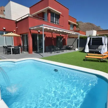 Mit Privatpool Fuer 4 Personen Ca 103 Qm In Crucitas, Gran Canaria Suedkueste Gran Canaria Holiday home