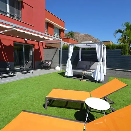Mit Privatpool Fuer 4 Personen Ca 103 Qm In Crucitas, Gran Canaria Suedkueste Gran Canaria Holiday home